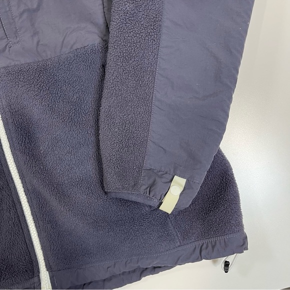 The North Face Purple Performance Jacket - Picture 3 of 5